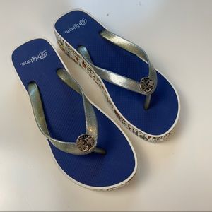 Brighton Uptown platform flip flop sandals size 9